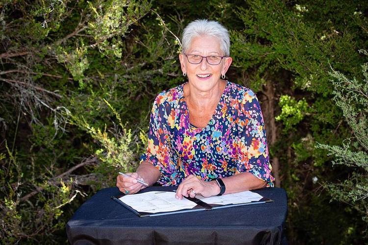 Nelson Wedding Celebrants & MCs: Marg Palmer Celebrant