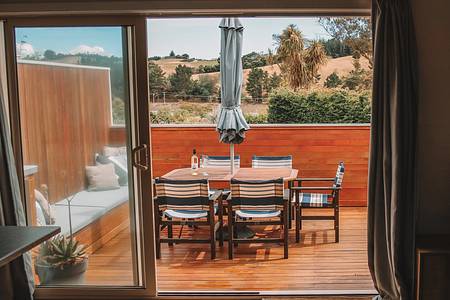 Nelson Wedding Accommodation: Garden House Kina